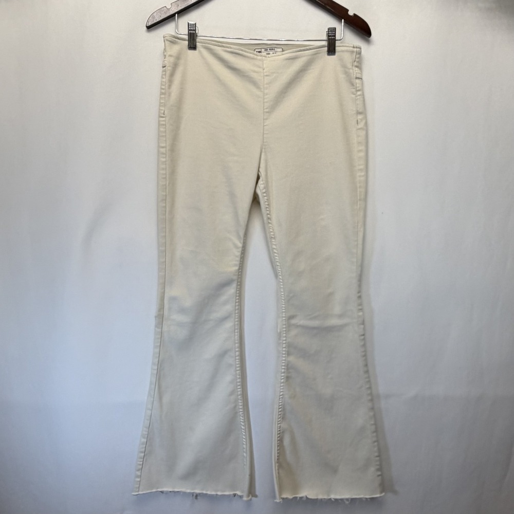 Free People Pant Women Light Tan Size 30W Raw‎ Hem